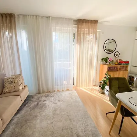 Apartament In Malmaison *